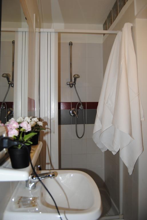 Papia Guest House Rome Room photo